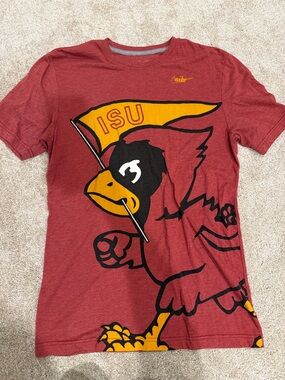 Nike Cardinal Graphic Tee - Maroon & Yellow